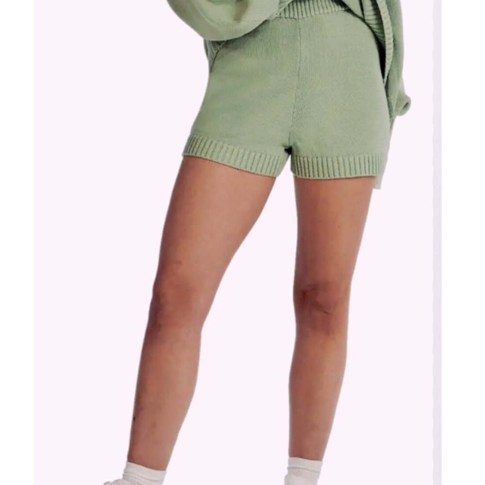 NWT Charlie Holiday Blanch Shorts size Large